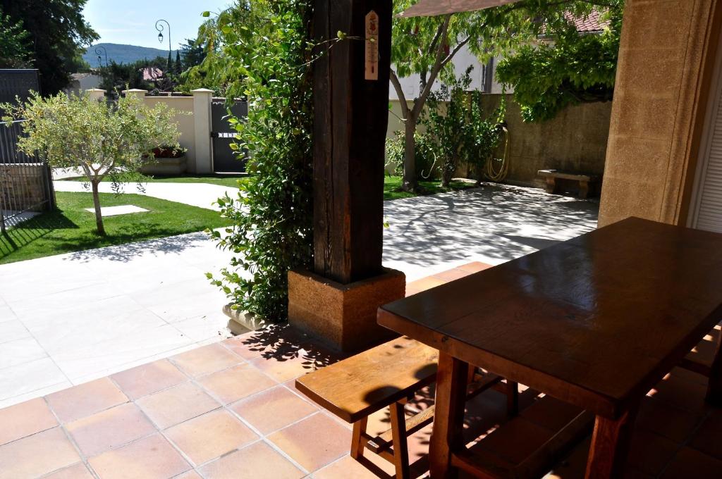 Maison de caractère au coeur de la Provence - 2