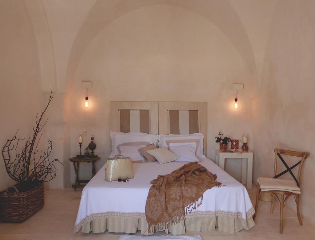 Masseria Le Carrube — Hotel in Ostuni