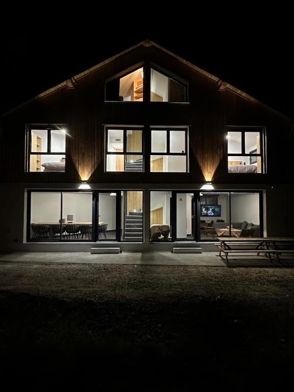 Le Paradis Blanc luxueux Chalet Spa Serre-Chevalier - 2