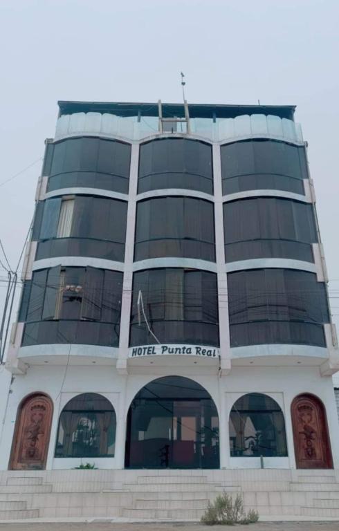Hotel punta real