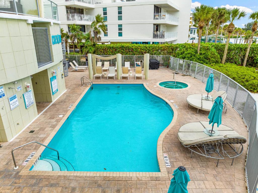 Crescent Condos By Beachside Management, Sarasota