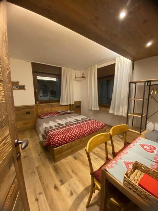 La Chambre de Chaloz - 1