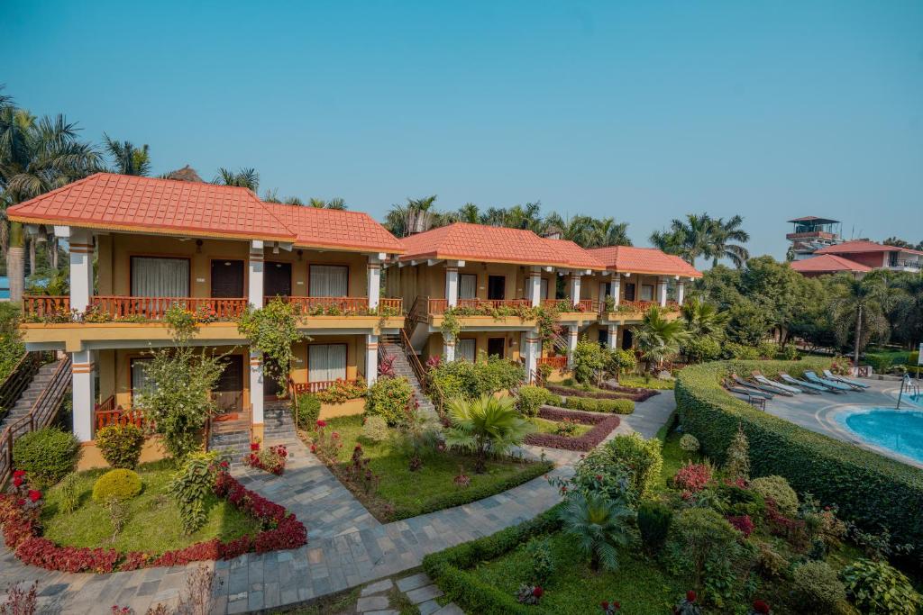 Exterior view, Hotel Jungle Crown in Chitwan