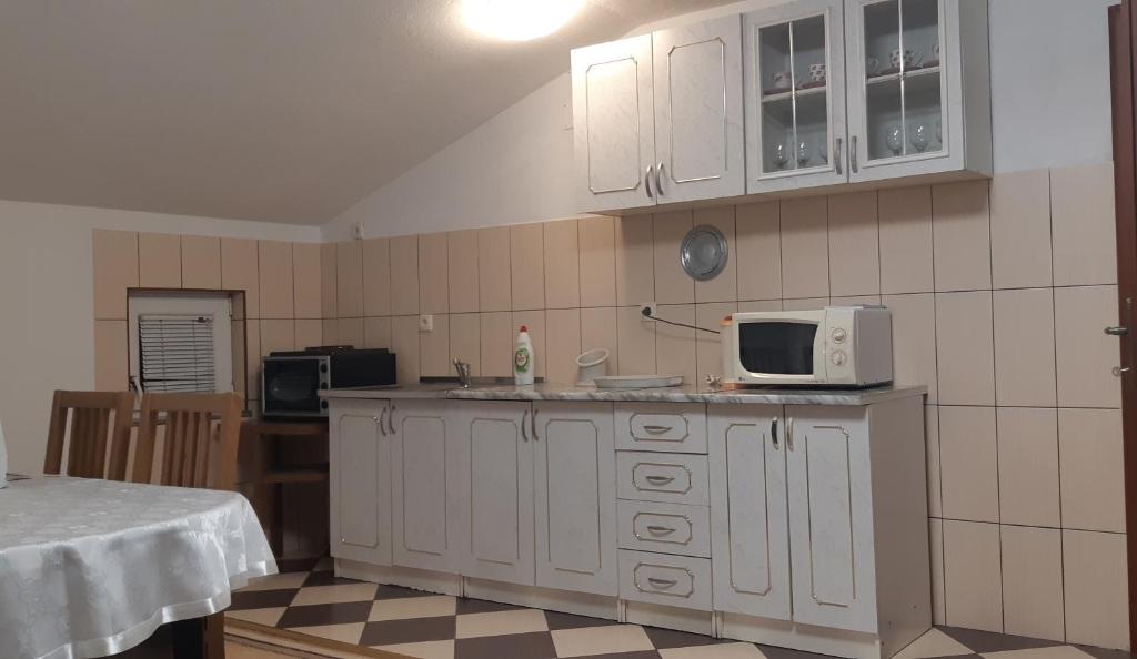 LUX APARTMENT - 3