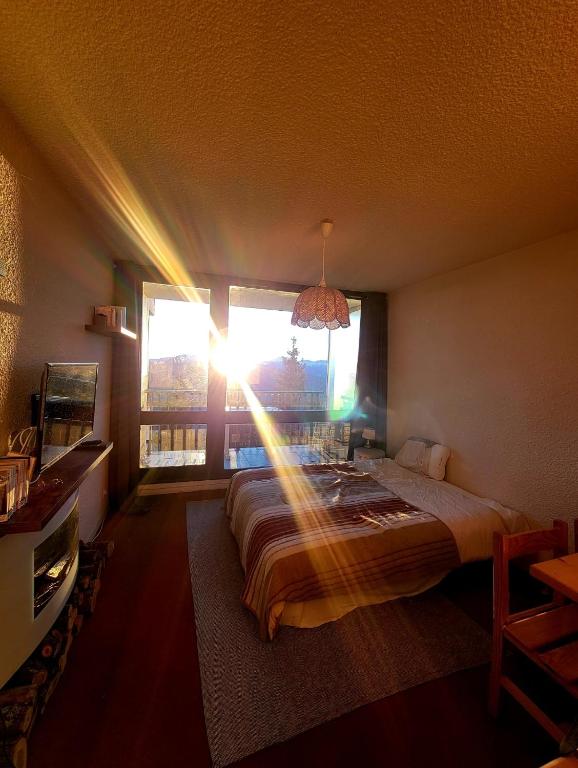 Studio 05 Saint Honoré 1500, Vue montagne et lac, 2 personnes, Série Anthracite Netflix - 5