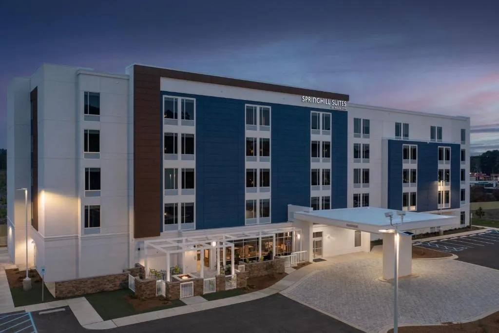 SpringHill Suites by Marriott Fayetteville I-95, ξενοδοχείο σε Fayetteville