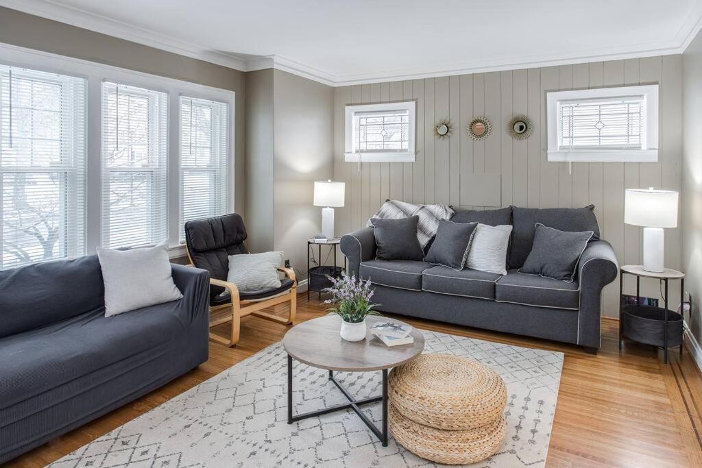 Spacious Steps to Strong/UofR by Airpt/Dwtn /RIT, Rochester