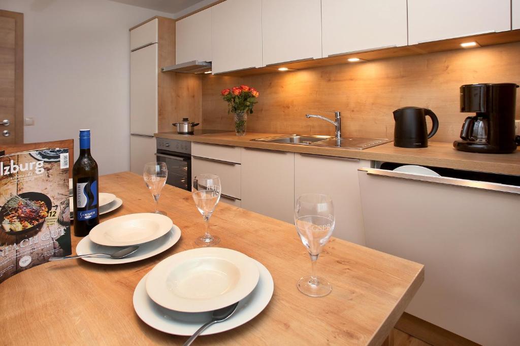 Kitchen, Appartement Lackner in Zell Am See