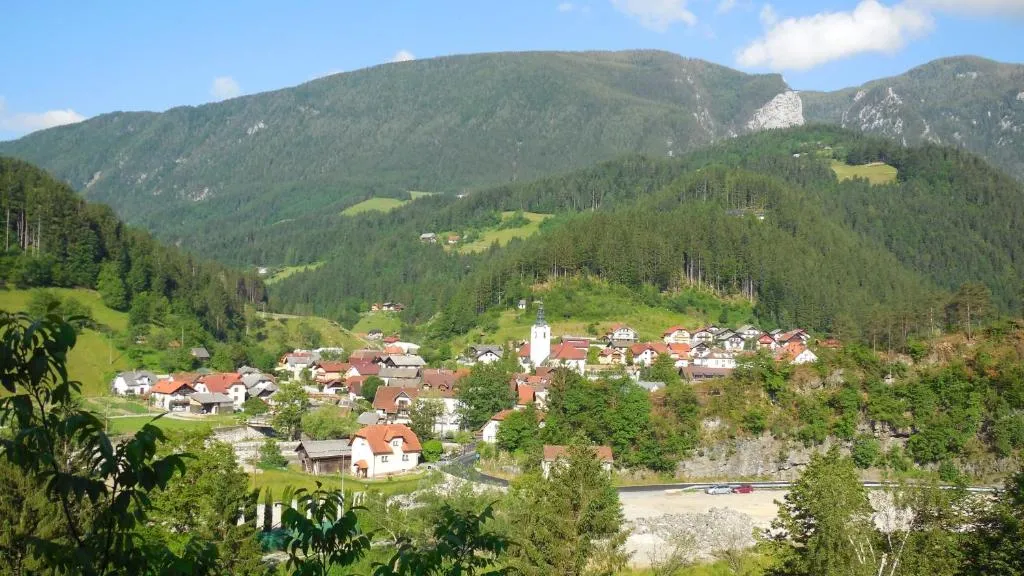 Apartments Savinja, hotel v destinaci Luče