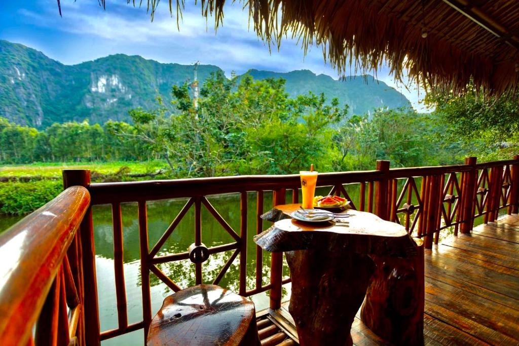 Hang Lan Bungalow