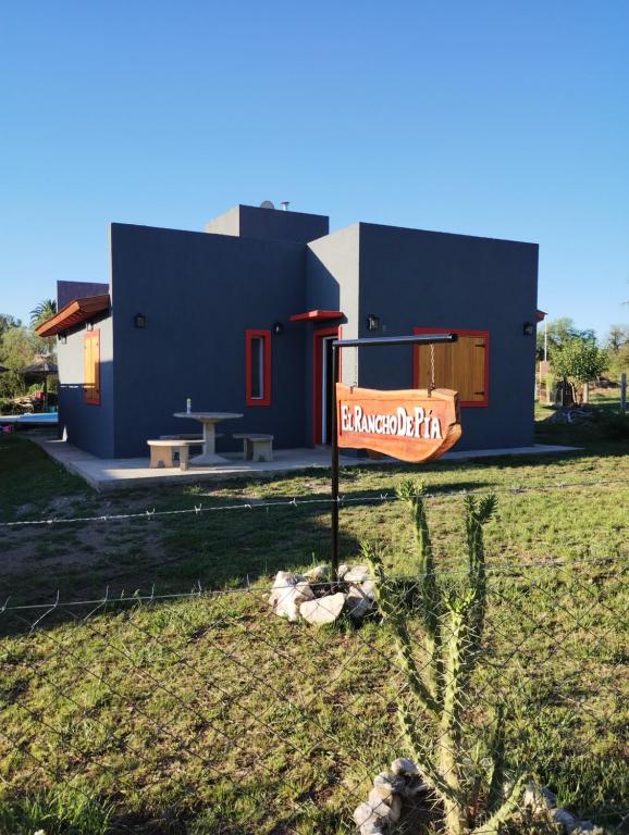 EL RANCHO DE PIA - 1