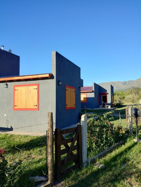 EL RANCHO DE PIA - 3
