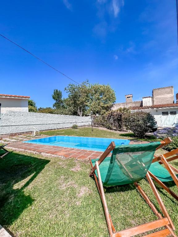 Hermosa casa con Pileta - 4