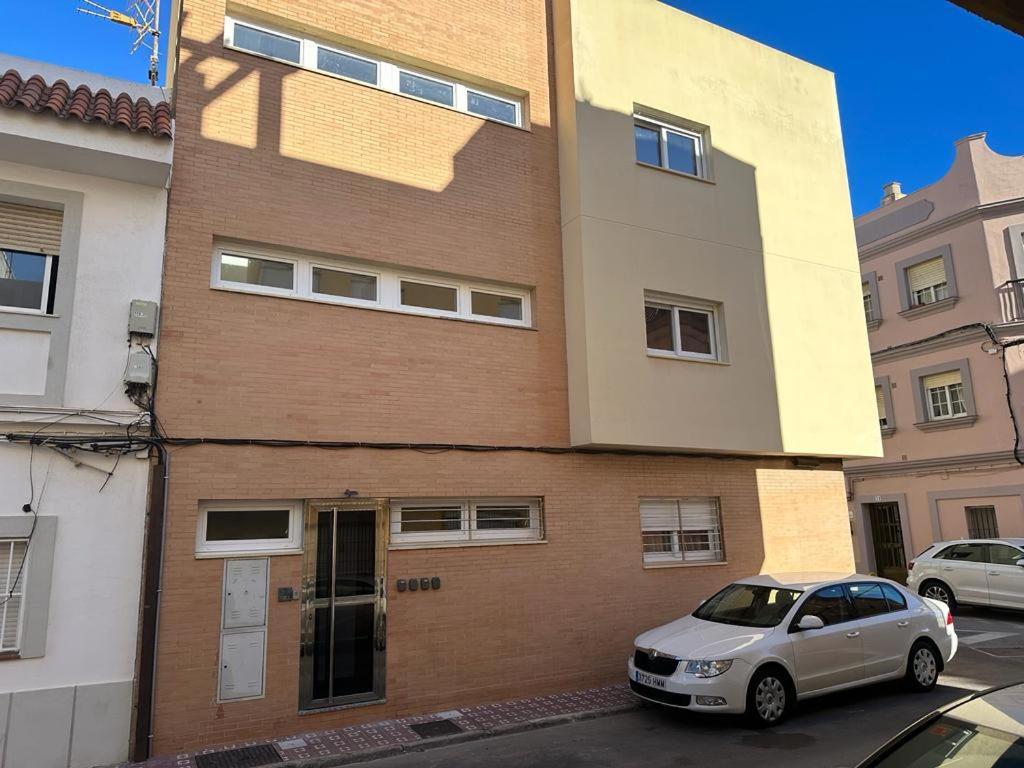 2 Bedrooms and sofa bed flat by Wayra Tarifa - 2