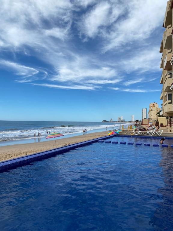 Marina del Sol Resort Condo directly on the Ocean 102 - 1