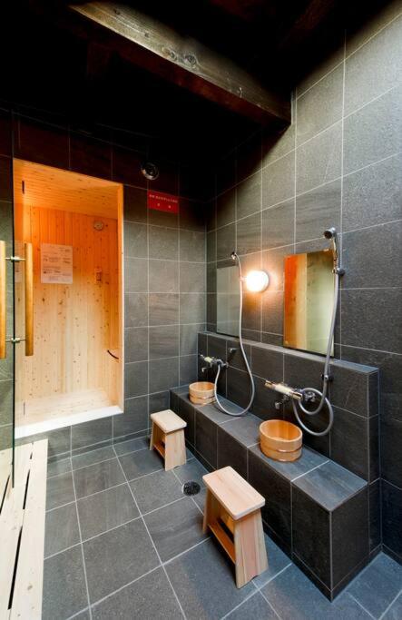 かまどと壺湯之宿 大阪ミナミ–Residence inn Kamado and Tsuboyu-