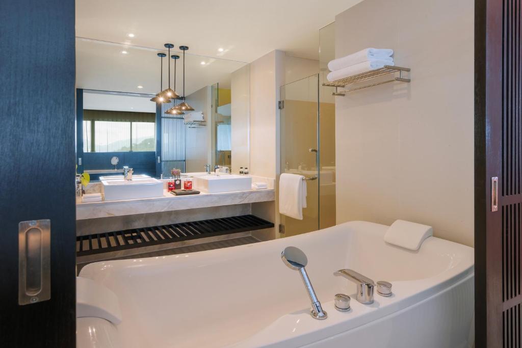 Phuket Wyndham Grand Phuket Kalim Bay Additional