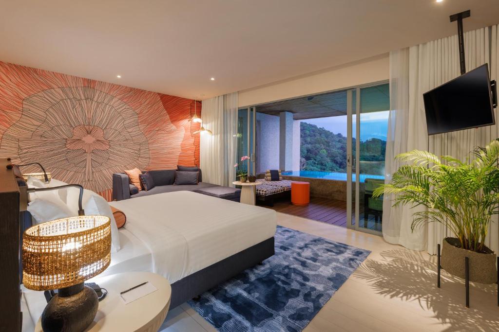 Phuket Wyndham Grand Phuket Kalim Bay room
