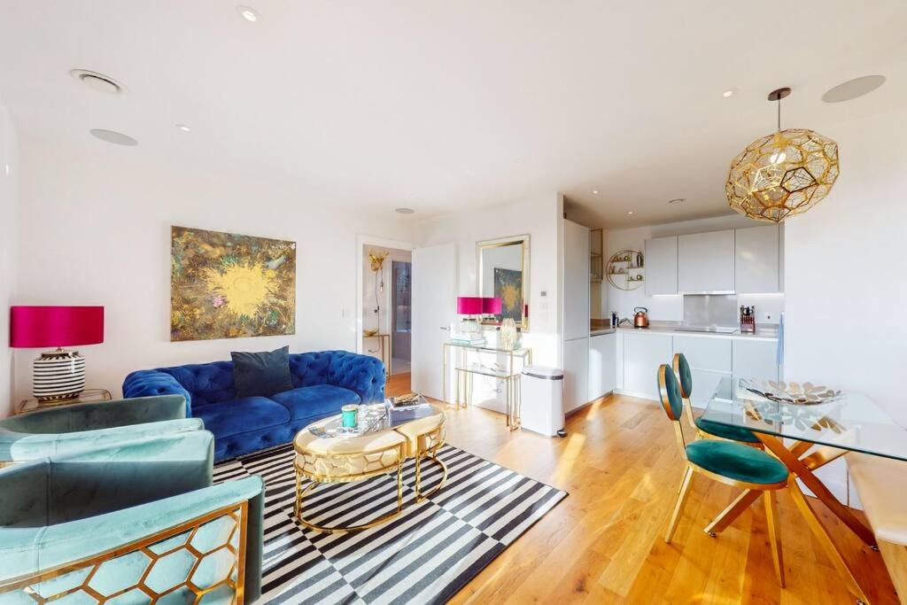 Exquisite 1-bedroom flat in North Kensington, London