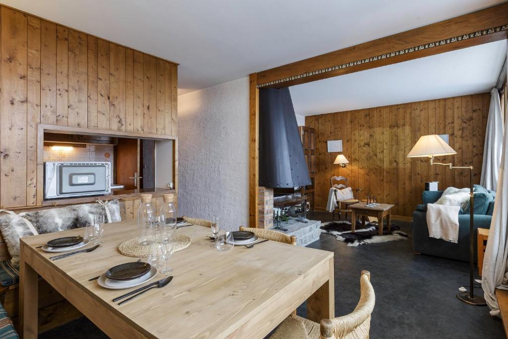 Sunny Nest - View Of MB Montroc - Happy Rentals - 3