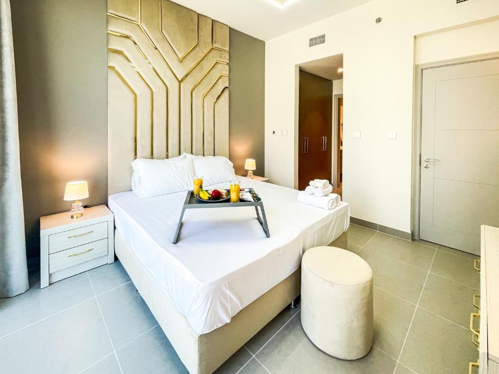 Cozy Apartment with City Views Next to Burj Khalifa 166FO1-2, Dubai