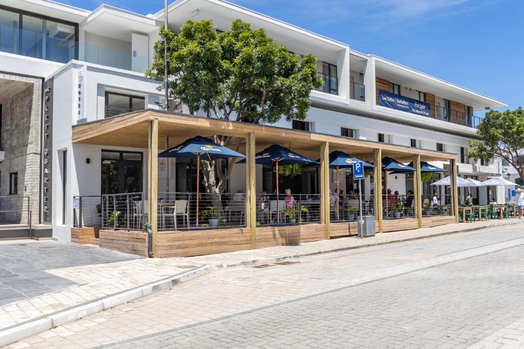 Plett Quarter Hotel 수영장