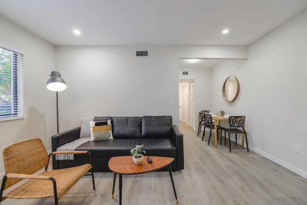 Apartment in Calle Ocho a Slice of Little Havana, hotel in Miami