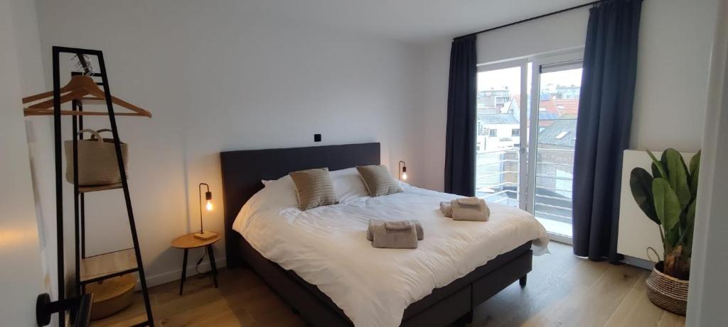 Luxueus, ruim appartement op 350m van het strand, Ostende