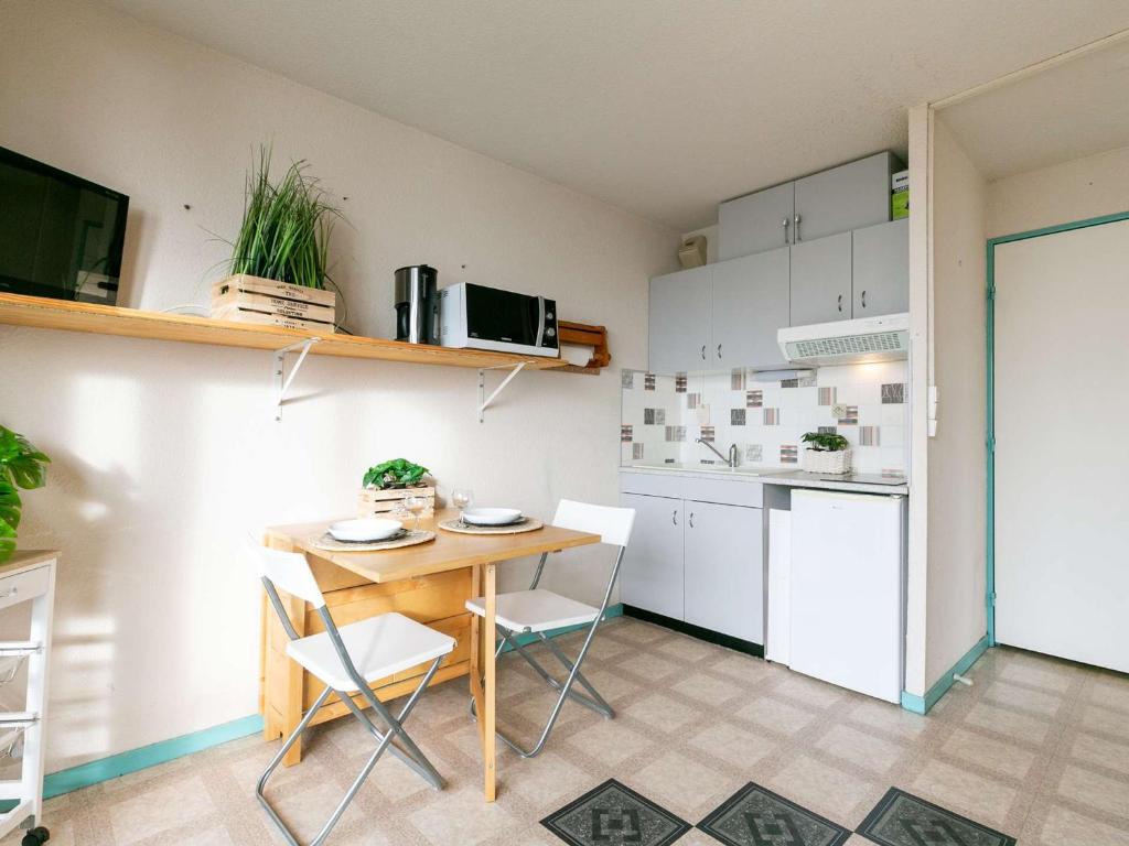 Studio 4 pers. avec balcon et accès direct aux pistes à Saint-Lary-Soulan - FR-1-296-488 - 2