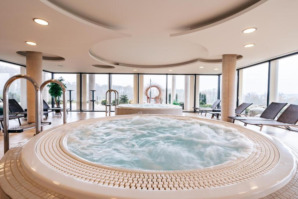 Hot tub, K-Triumf Resort in Harrachov