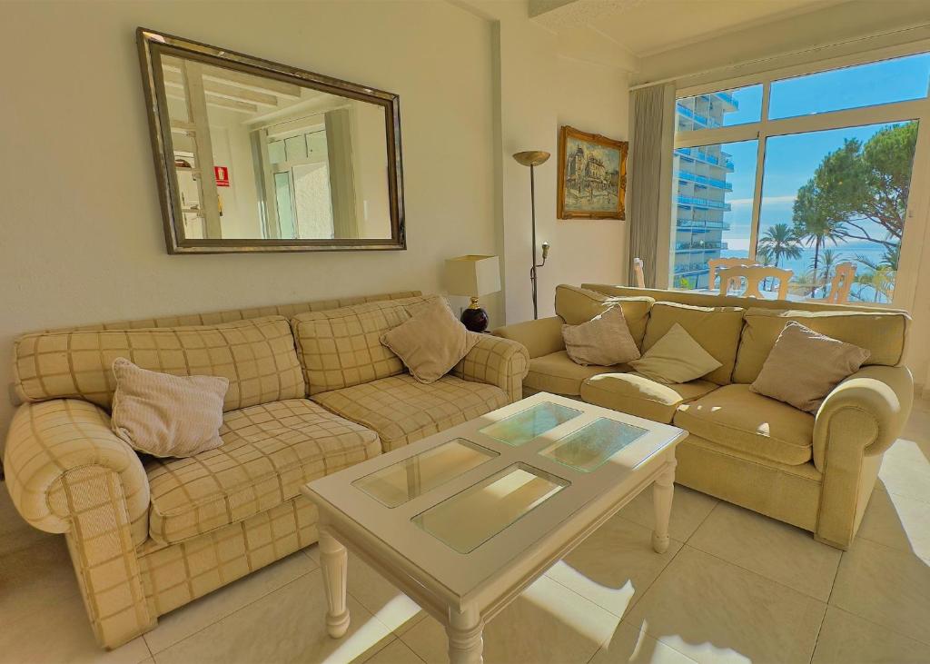 Skol 339 - 2-Bedroom Apartment in Edificio Skol Marbella - 4