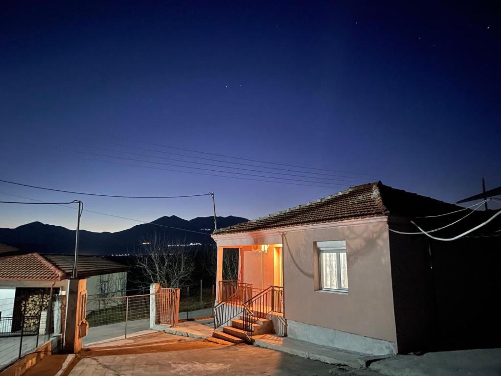 Μονοκατοικια 3 δωματιων, Kateríni