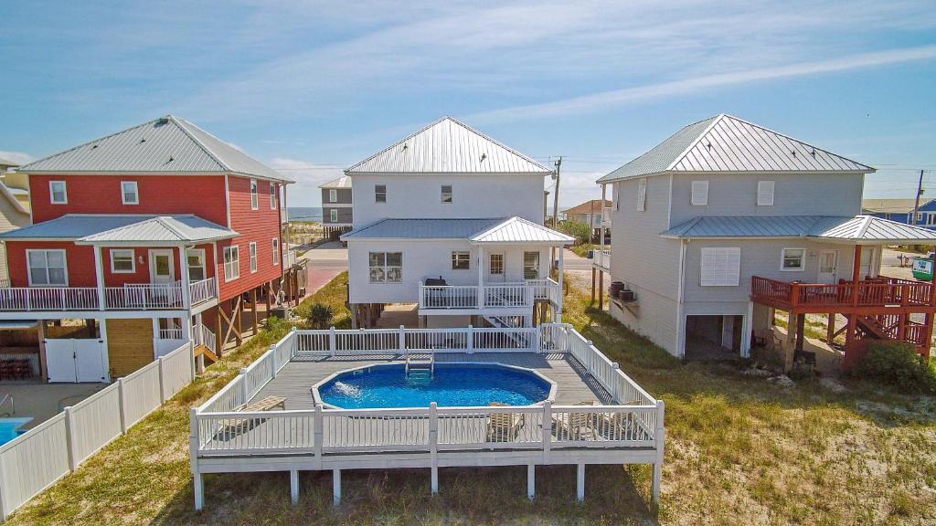 Changing Latitudes, Gulf Shores