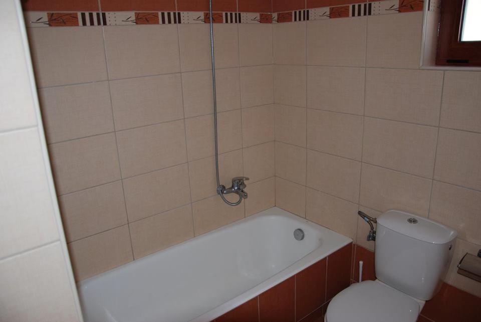 Nikos Apartments photo