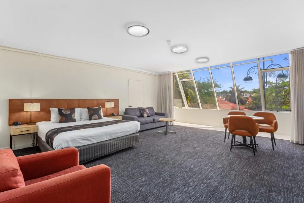 Comfort Hotel Adelaide Meridien，位于阿德莱德的酒店