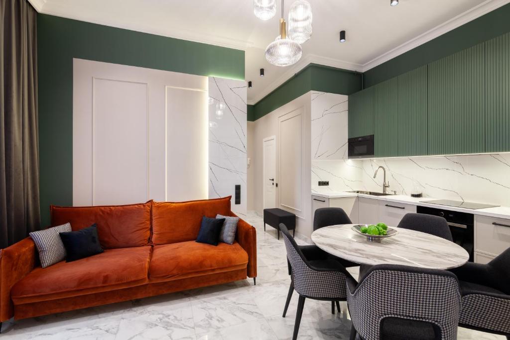 LEOGRAND Apartments on Franka 35 전경