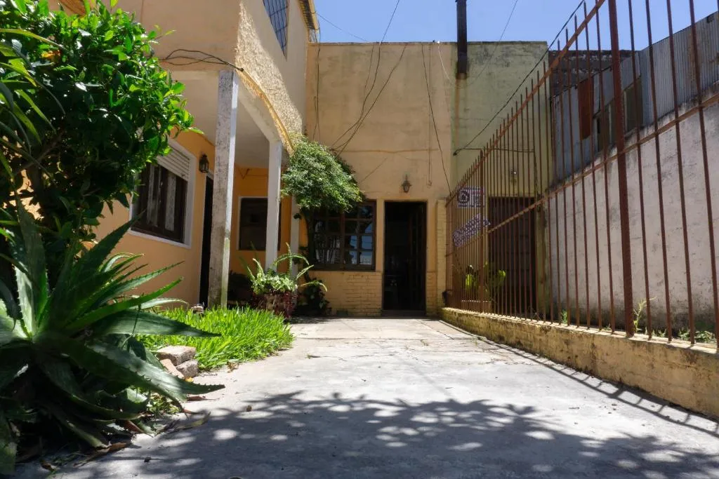 Mi casa es tu casa, Hotel in Melo