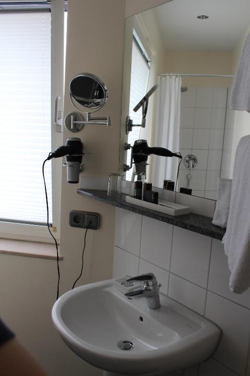Hotel Bonjour photo