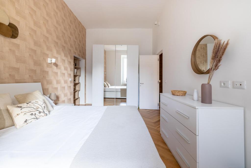 Charming Vatican Apartment - 5