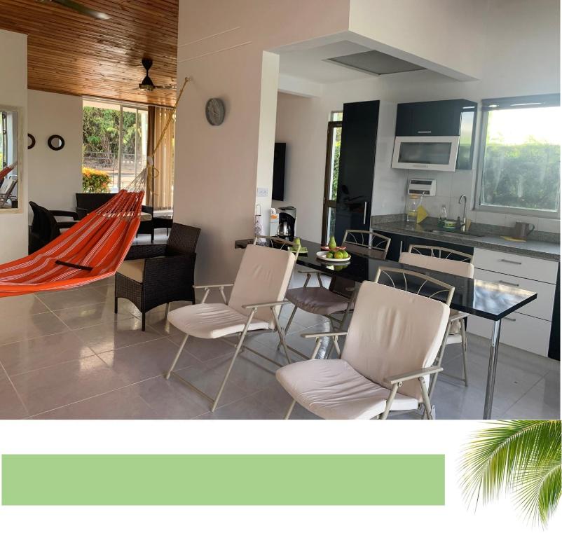 Casa con piscina privada Vía melgar Carmen de Apicalá - 2