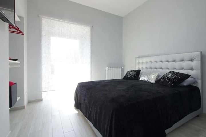 Suite Noir St Peter View - 1