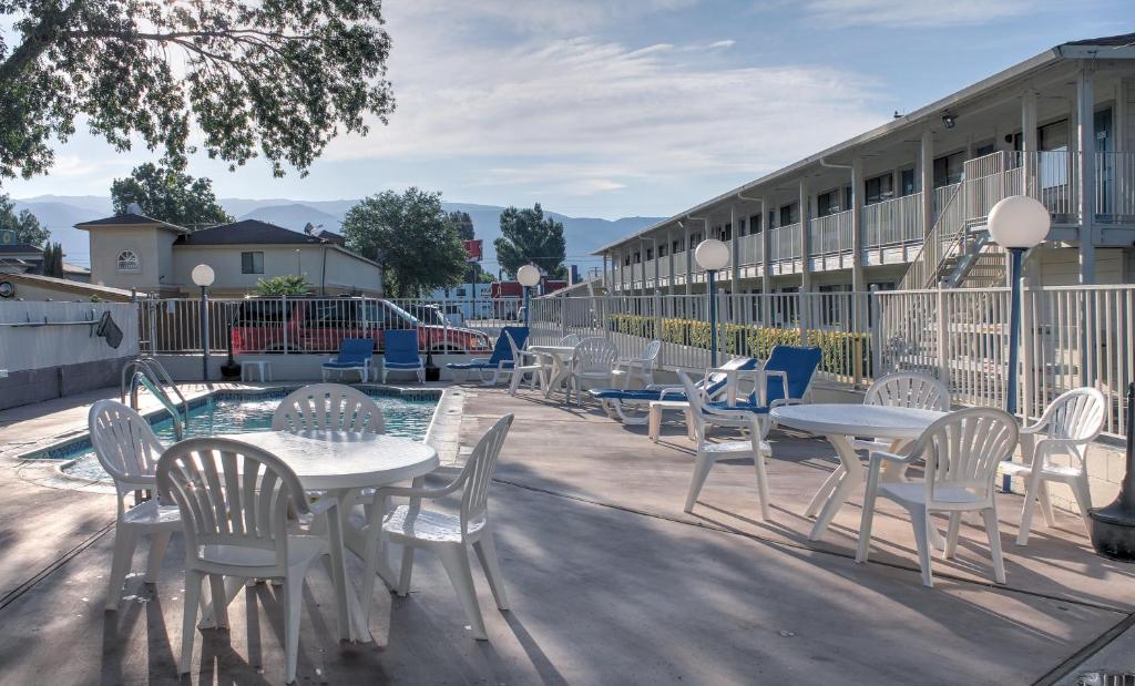 Motel 6-Bishop, CA photo