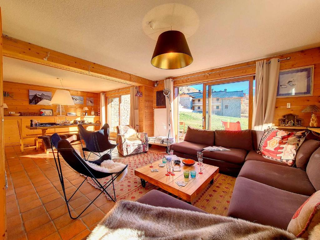 Chalet spacieux avec cheminée et WIFI au Levassay - FR-1-344-1202 - 2