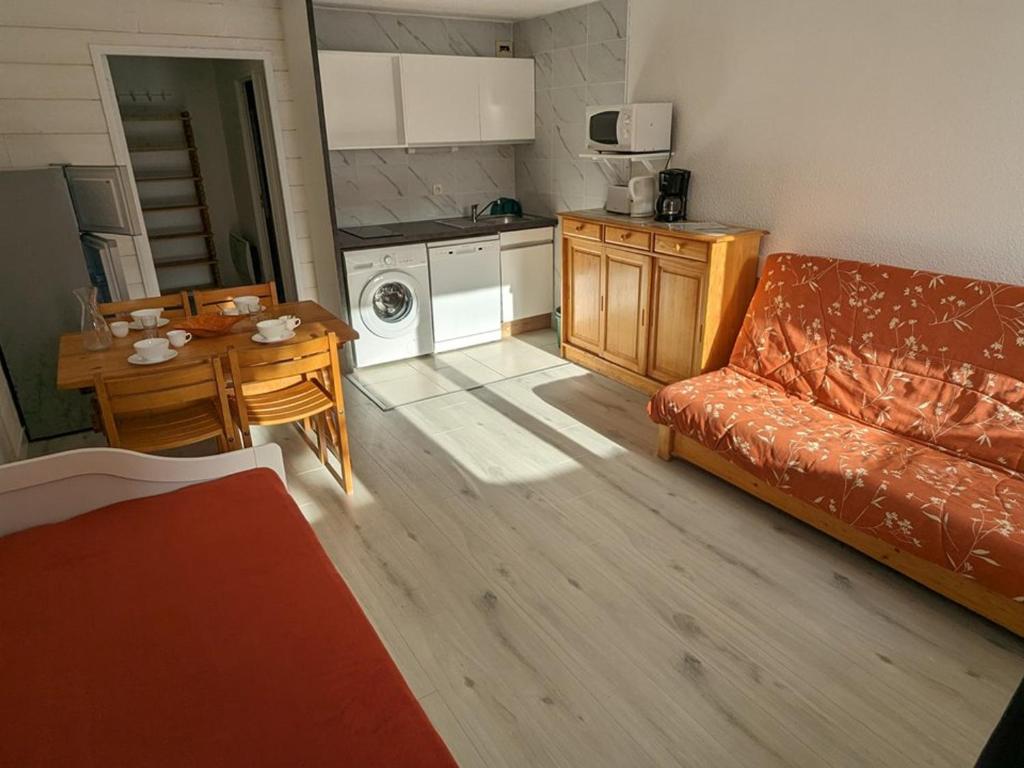 Maxi Studio 6 pers. - 50m des pistes, commerces, piscine, bowling, hammam, sauna - FR-1-262-186 - 2