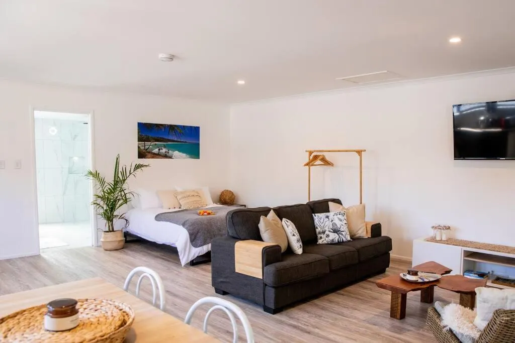Central Studio + Close to the beaches + Wifi & Netflix, hotel in Point Lookout