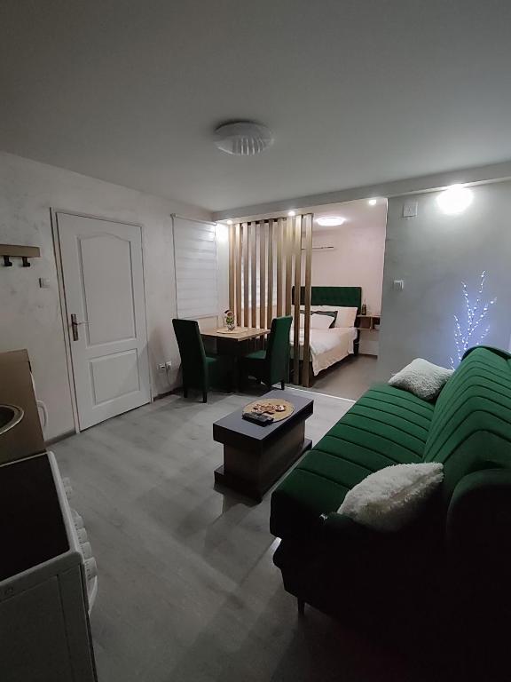 Studio apartman free parking RUBIKON - 2