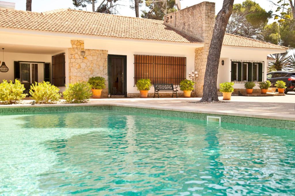 Villa Las Maravillas, 250m from the beach - 5