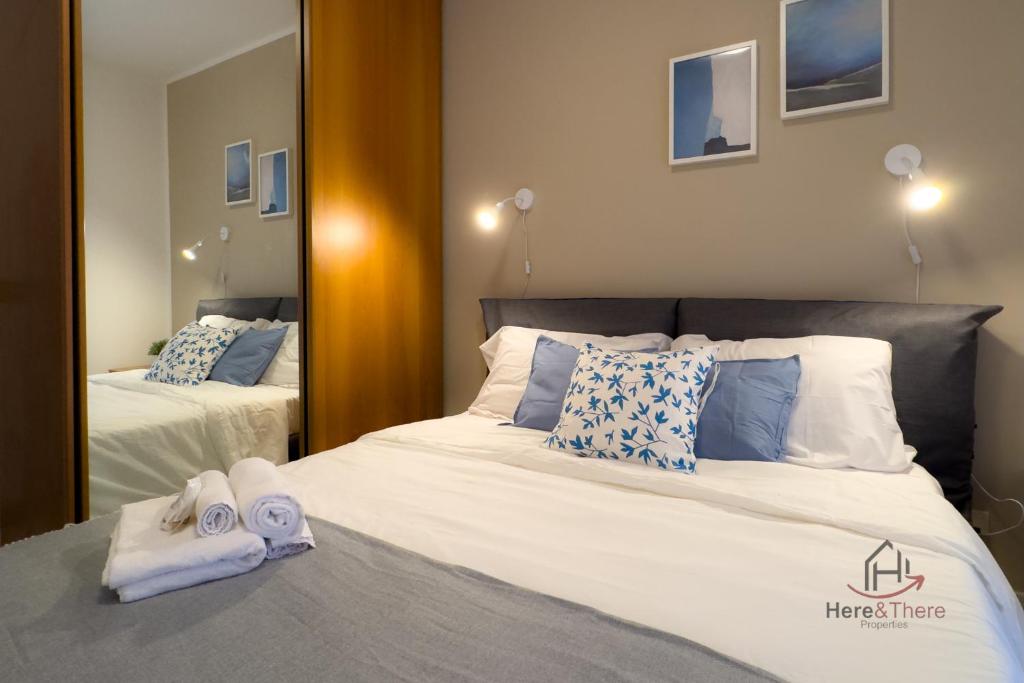 Balcony and garage - Beaches 5min away - Smart TV - 4