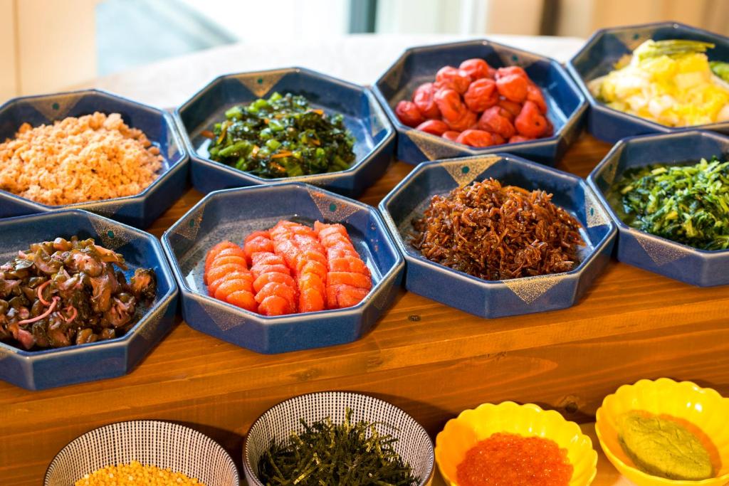 อาหารและเครื่องดื่ม