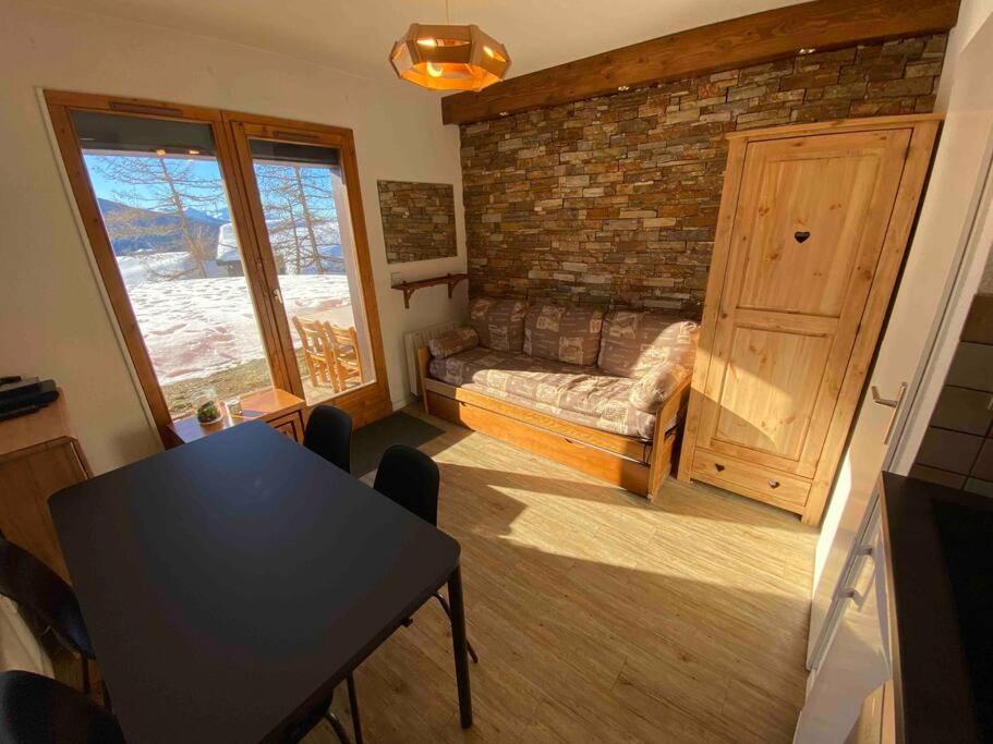 2 pièces- parking couvert- 4 personnes- les terrasses de la rosiere - 2